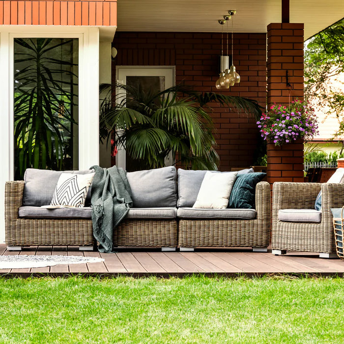 An Guide to Choosing Outdoor Furniture in Ireland