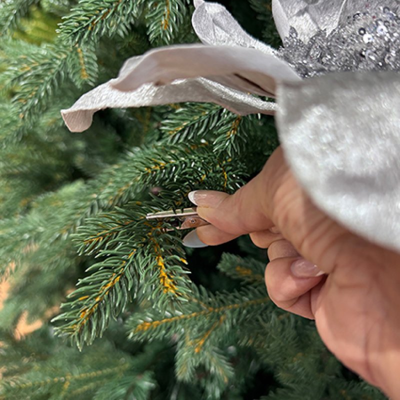 Artificial Sage Velvet Poinsettia Clip 25 cm