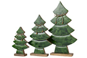 Large Pine Tree with Bow Decoration
