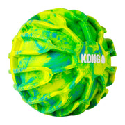 KONG Flexball Sport Ball XL – detail and use view 2