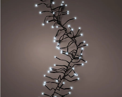 LED Cluster Twinkle Effect 2040 Cool White Christmas Lights Green Cable 17m