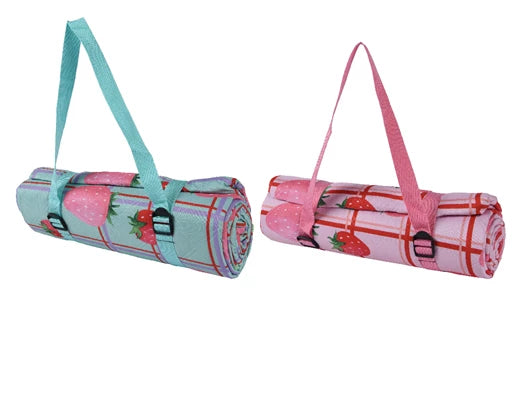 Picnic Blanket With Strawberry Print (150x200cm)