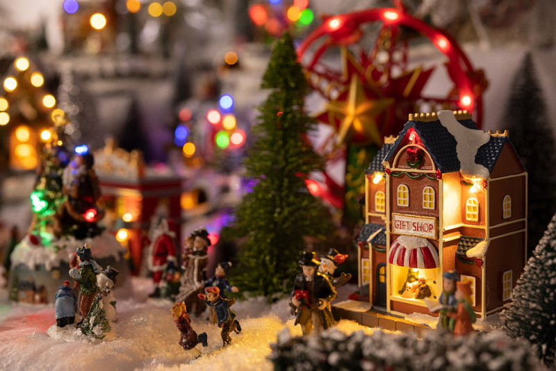 Christmas Village Scene Set of Houses Bookshop, Gift Shop & Theatre With Figurines Battery Operated