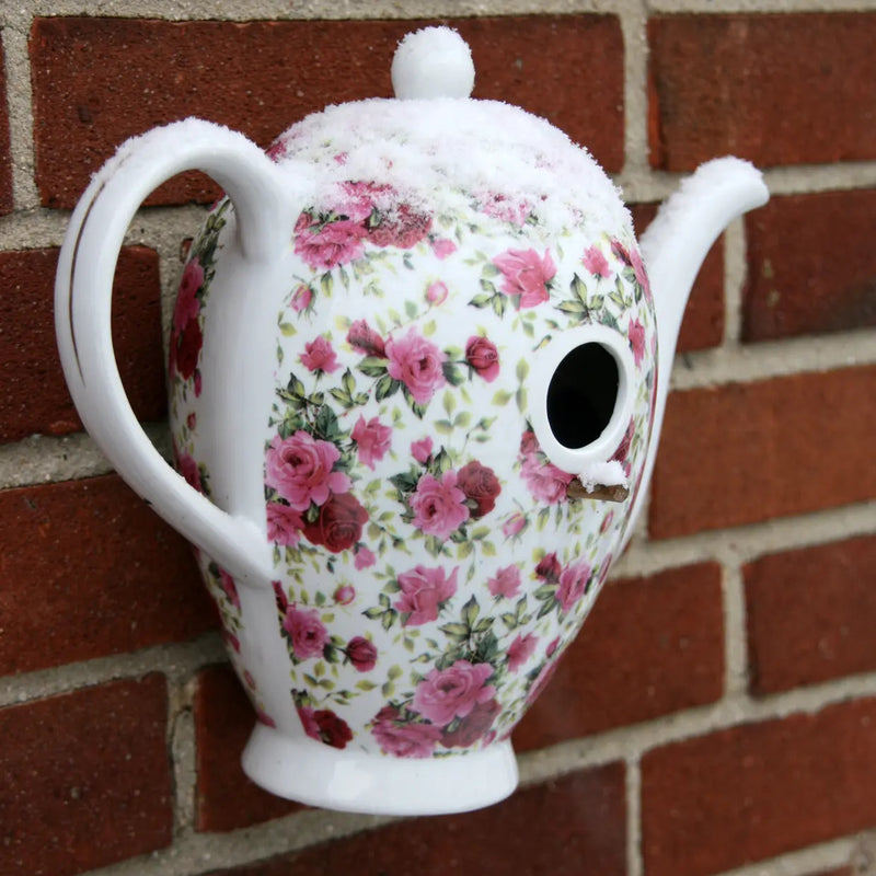 Esschert Coffee Pot Nesting Box – Assorted Designs
