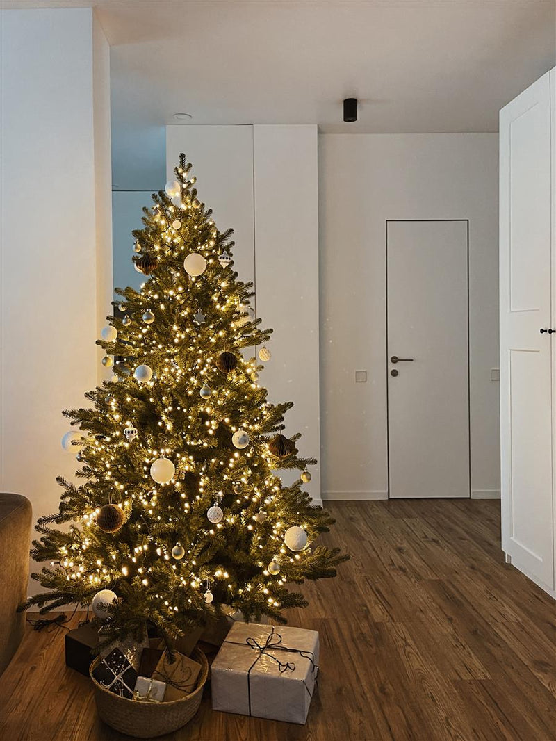 Krinner Christmas Tree Stand For Real Christmas Trees Up To 2.6m  X-260