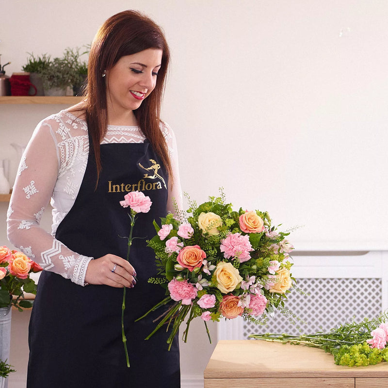 Mother's Day Luxury Pastels Bouquet Bundle With Chocolates and Card