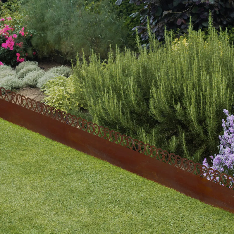 Esschert Rust Scroll Lawn Edging – 4.8 m
