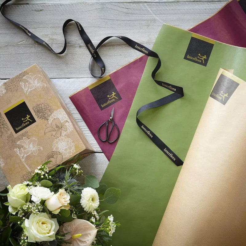 Pretty Pink Rose and Lily Bouquet