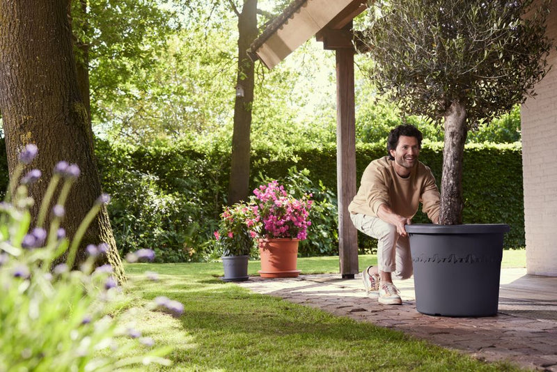 Elho Algarve Cilindro range – range lifestyle inspiration