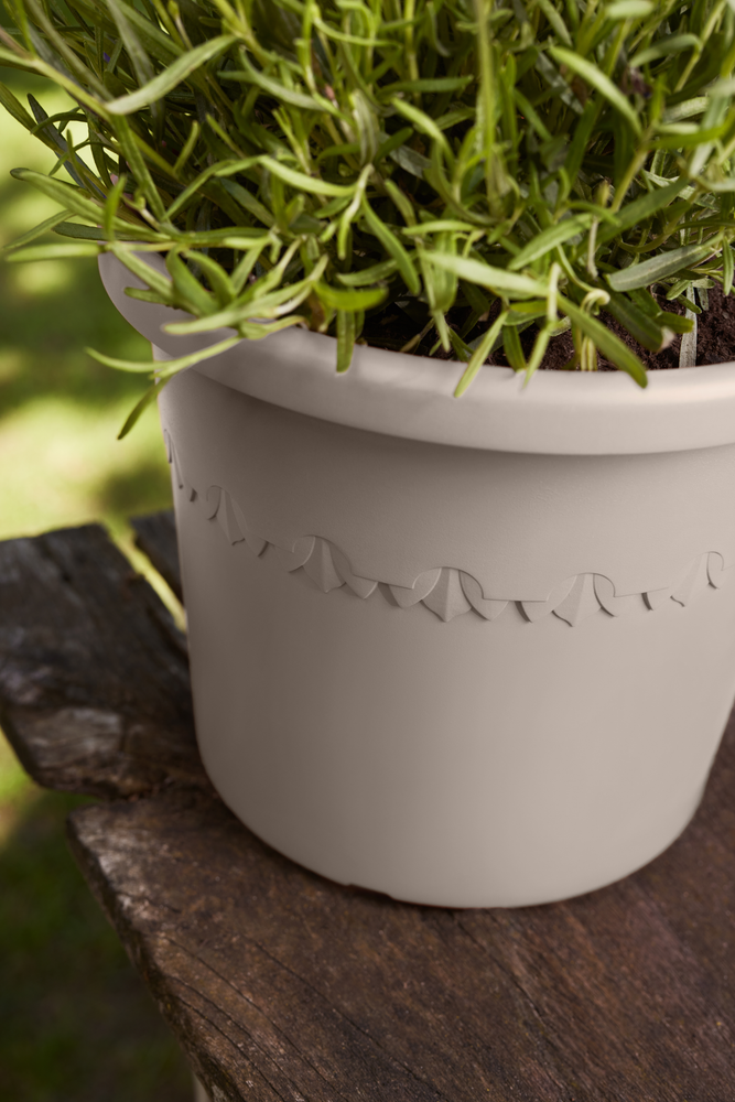 Elho Algarve Cilindro range – range lifestyle inspiration