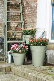 Elho Green Basics Top Planter range – range lifestyle inspiration