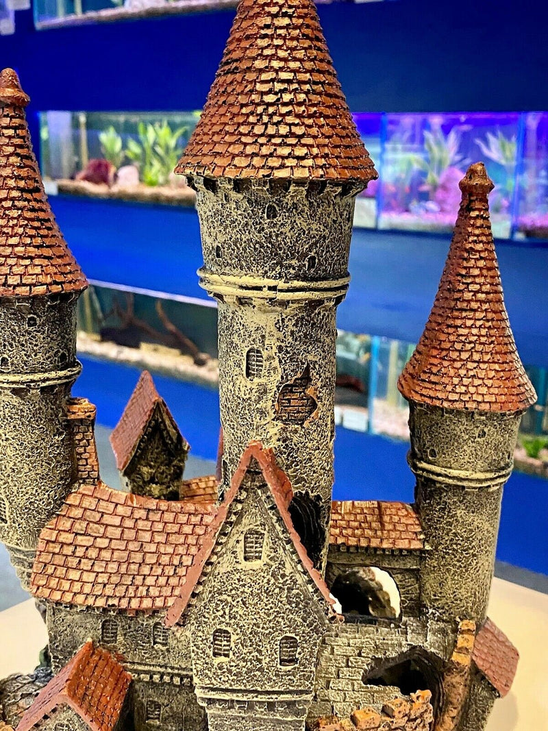 Betta Aquatic Ornament Large Castle (16cm x 15cm x 29cm)
