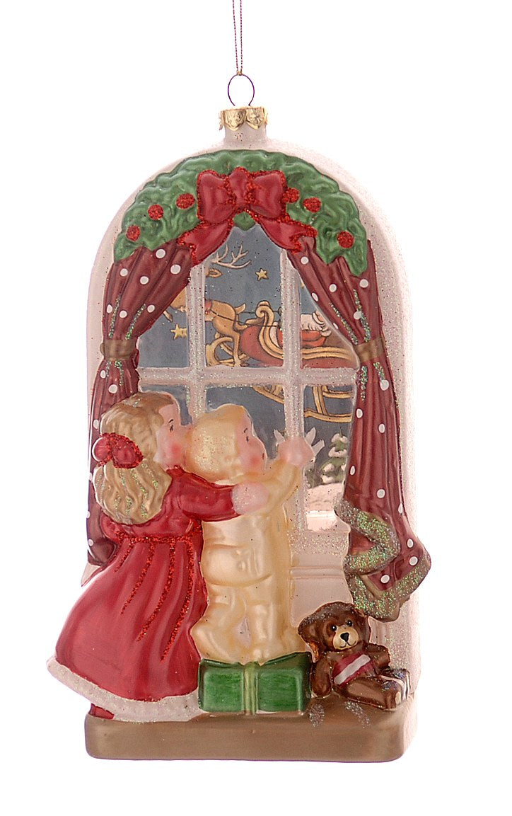 Vetur Children at Christmas Window Hanging Decoration