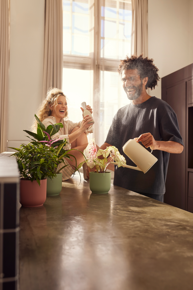 Elho Vibes Fold Plant Mister range – range lifestyle inspiration