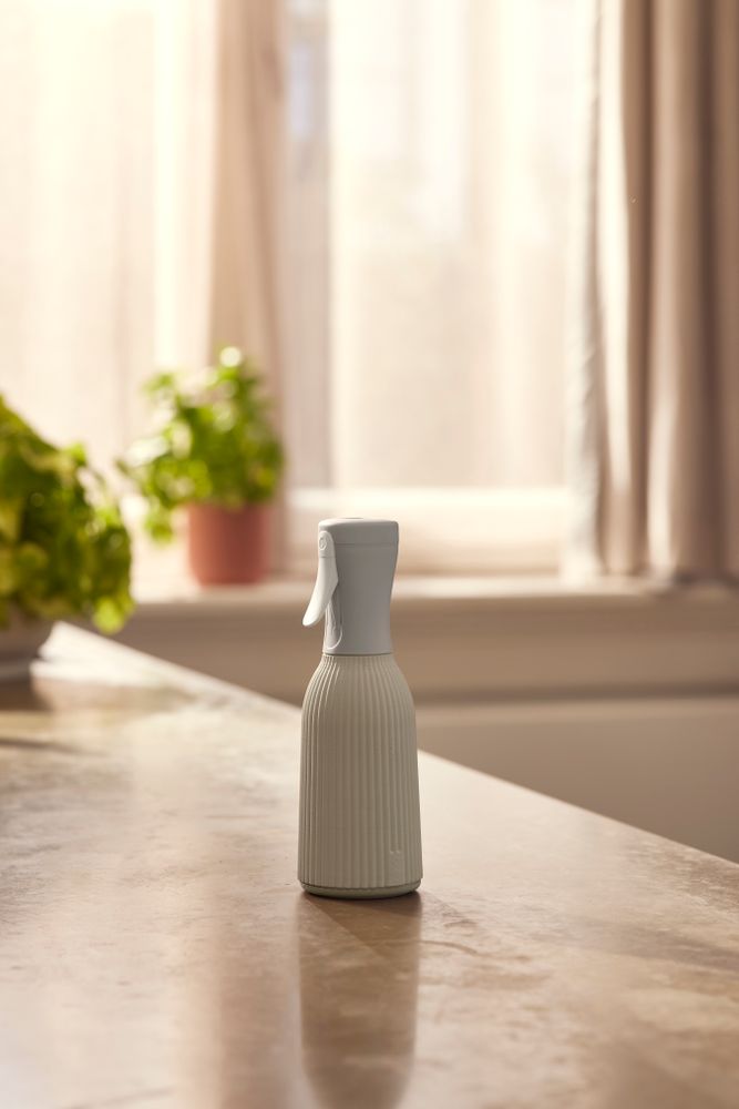 Elho Vibes Fold Plant Mister range – range lifestyle inspiration