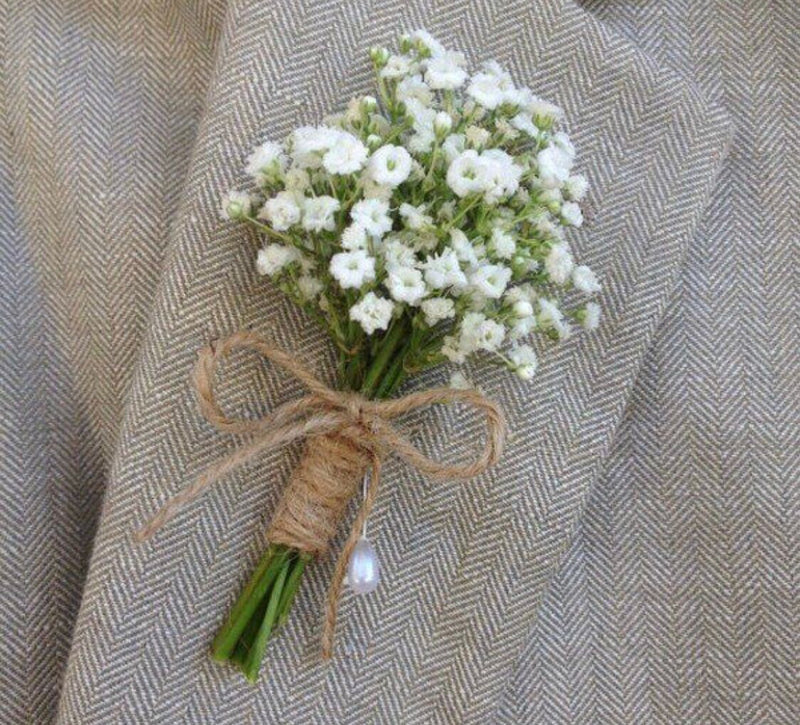 Babys Breath Bouttonniere