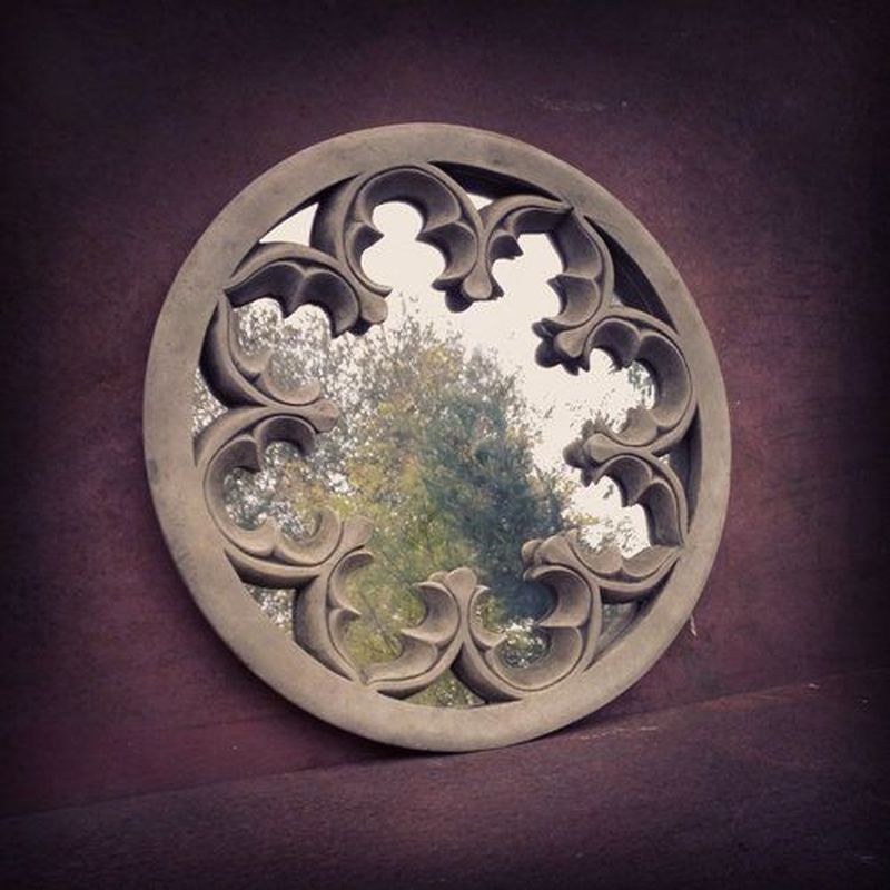 Stone Mirror Round 44cm